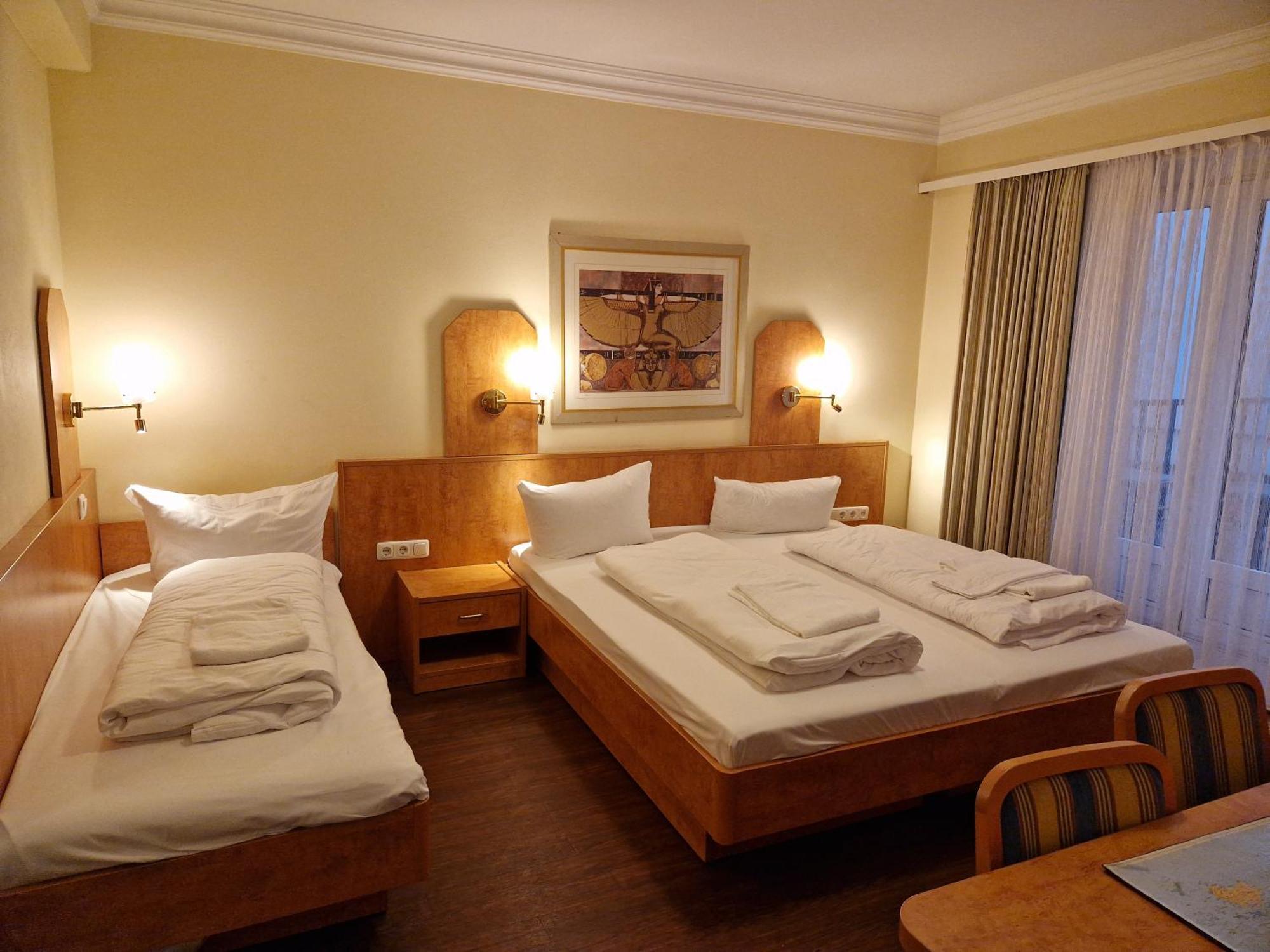 המבורג Hotel Wikinger Hof מראה חיצוני תמונה